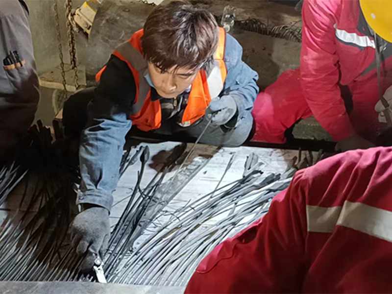 Reparaci&oacute;n de cinta transportadora de cable de acero